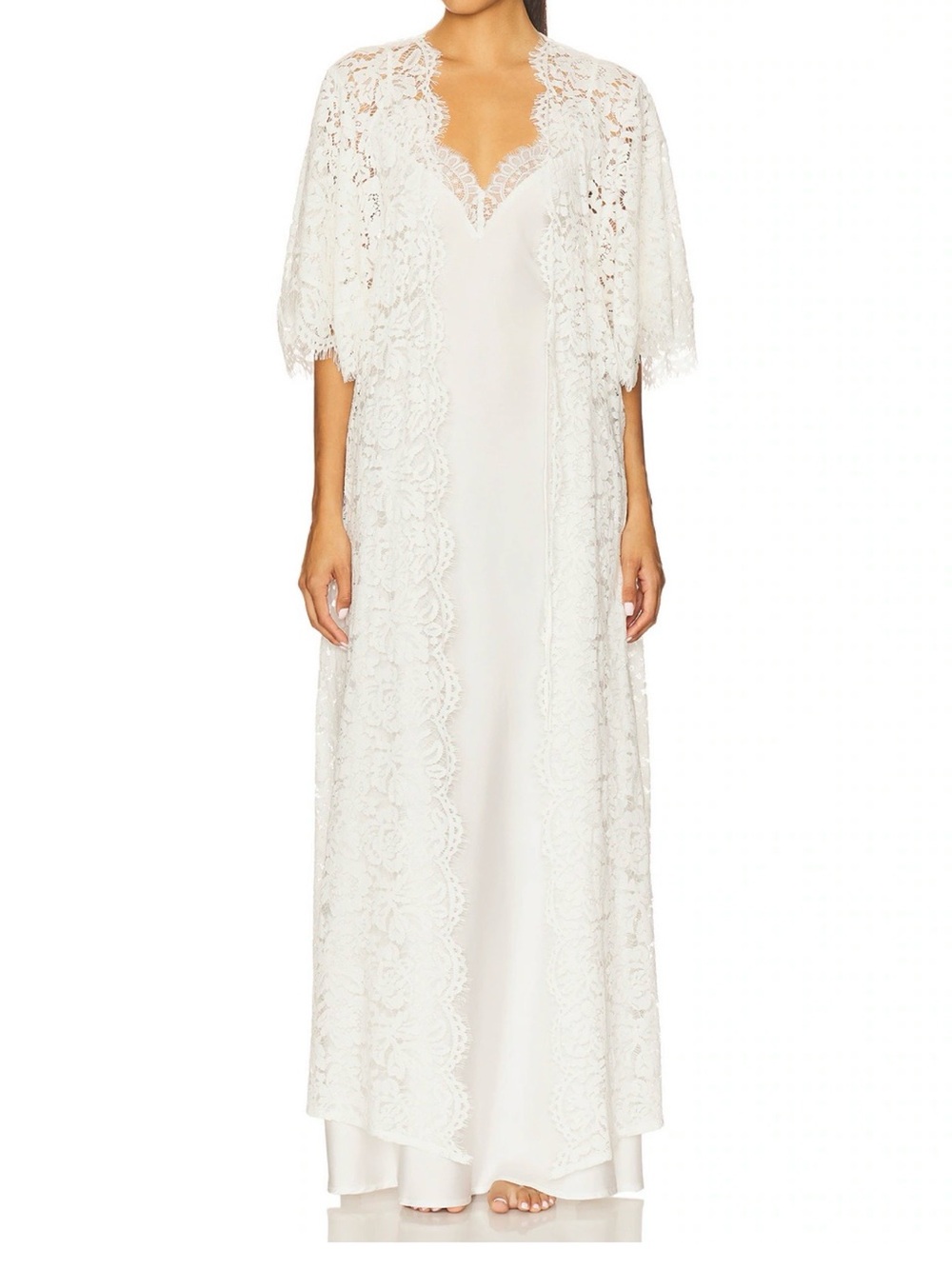 Homebodii Saskia Robe in White